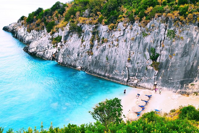Zakynthos Private Tour to Shipwreck and Blue Caves