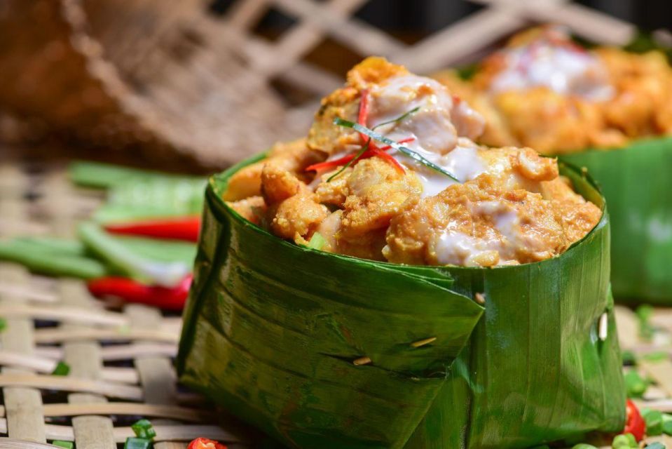 10 Tastings of Phnom Penh Foodie Tour - Traditional Cambodian Snacks