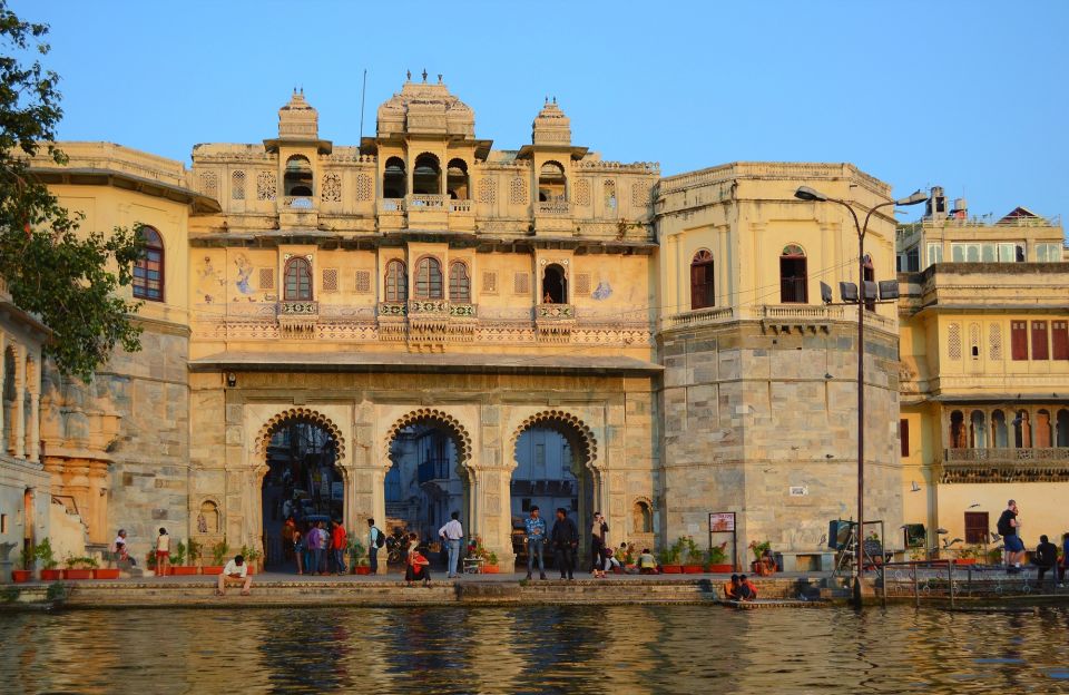 15 - Days Delhi, Rajasthan, Agra and Varanasi Tour - Pushkar and Jaipur Visit Plan