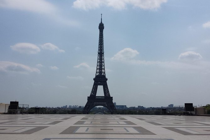 1st Day in Paris Discovery Private Tour: How-to Orientation & Sightseeing Fun! - Pricing and Booking Details