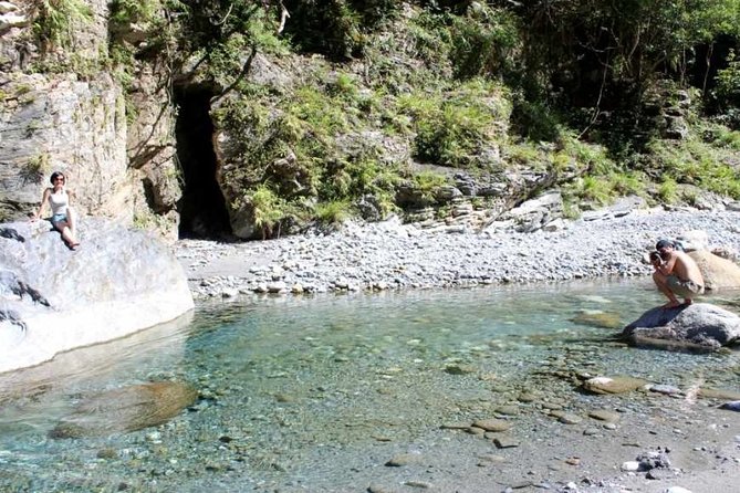 2-day Classic Taroko Gorge Private Tour - Meals and Dining