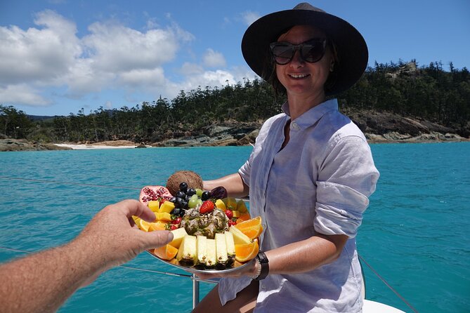 2-Night Whitsunday Islands Catamaran Cruise: Entice/ONice - Reviews and Ratings Breakdown