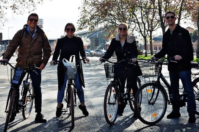 3-Hour Private Tour of Madrid by Bike - Expert Tour Guide
