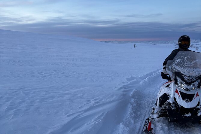 5-Hour Snowmobile Safari on the Arctic Tundra. Have Fun & Explore! - Equipment and Clothing