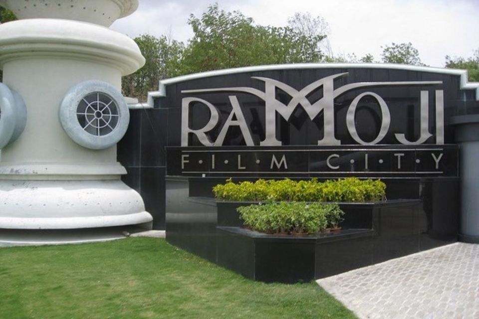 9-Hour Full Day Ramoji Film City Tour With Lunch - Pick-up and Transportation Details