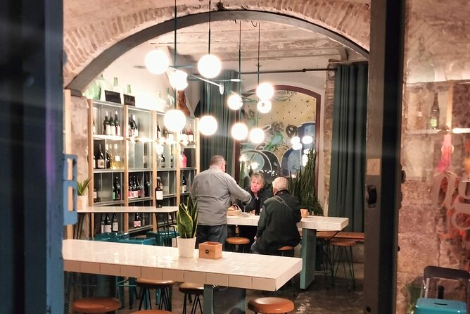 A Taste of Catalan Elegance: Wine and Cava Tasting in Barcelona - Personalized Spanish Wine Recommendations