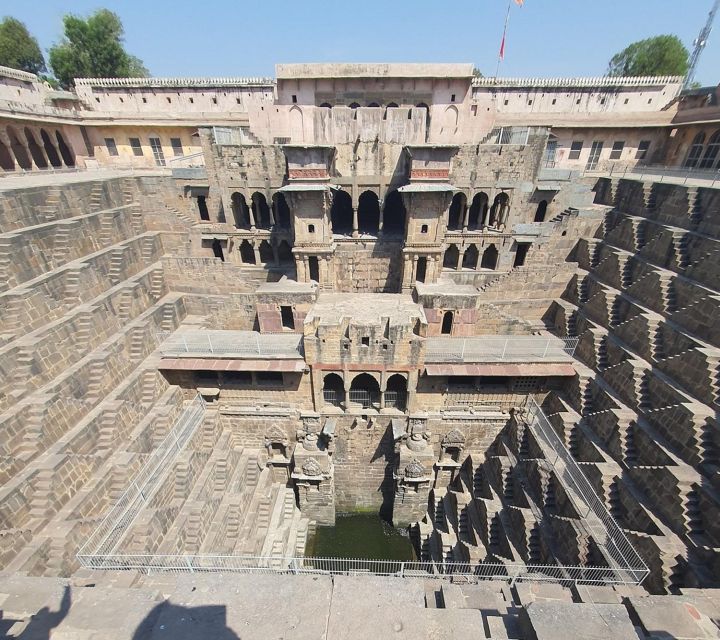 Abhaneri Step Well & Fatehpur Tour With Agra to Jaipur Drop - Cancellation Policy