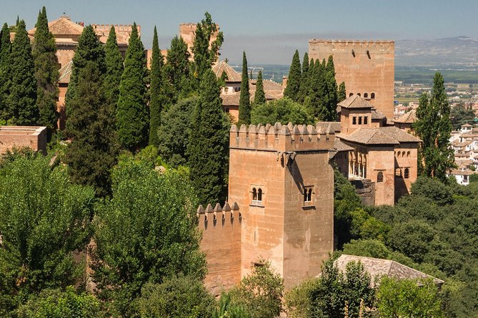 Alhambra & Generalife: Exclusive 3-Hour Private Tour With Tickets Included - Reviews and Ratings