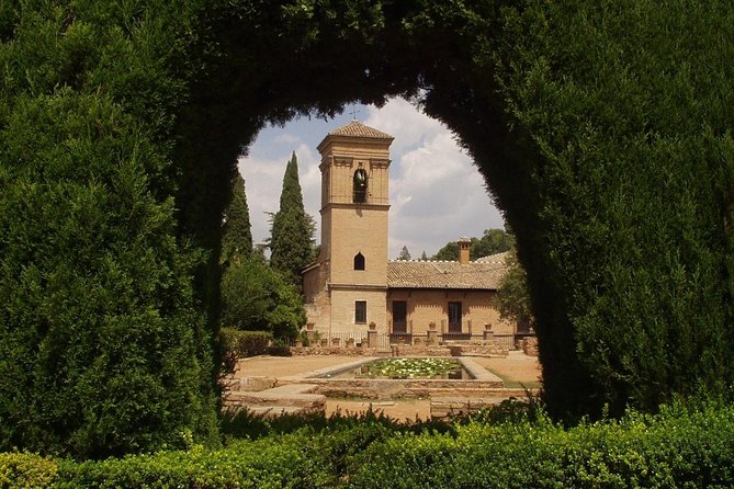 Alhambra & Generalife Skip the Line Premium Tour Including Nasrid Palaces - Important Information and Recommendations