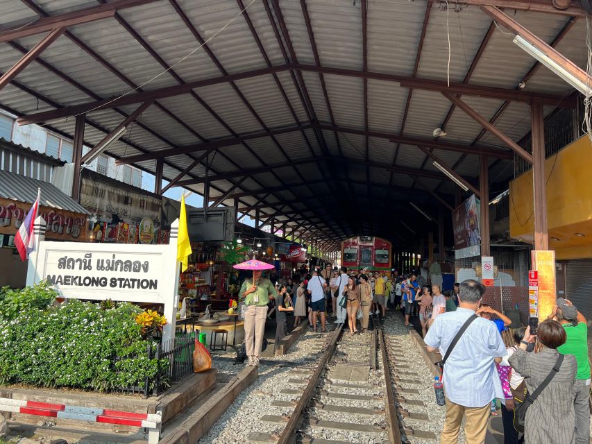 Amphawa Floating Market & Maeklong Railway Market - Additional Information