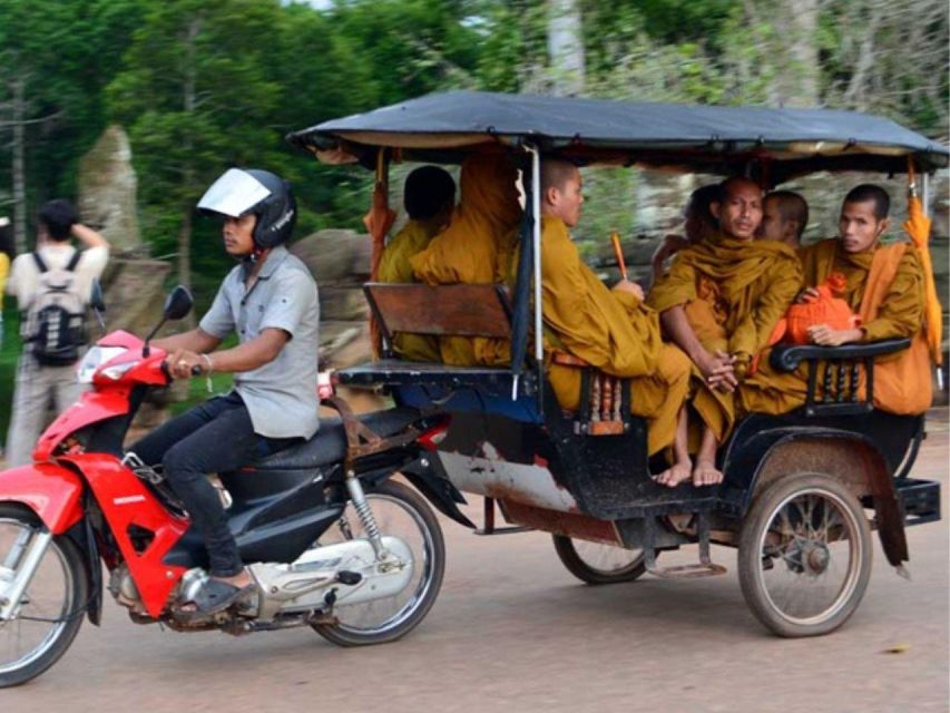 Angkor Wat Tour by Tuk-Tuk With English Speaking Driver - Inclusions