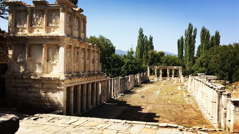 Aphrodisias&Pamukkale Tour With Lunch From Izmir&Kusadasi - Common questions