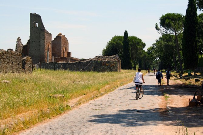 Appian Way on E-Bike: Tour With Catacombs, Aqueducts and Food. - Customer Experiences