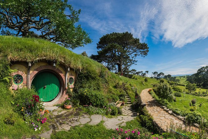 Auckland to Hobbiton Movie Set Private Tour - Pricing Information
