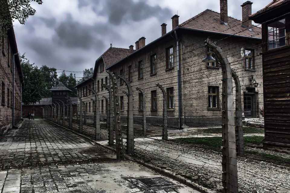 Auschwitz-Birkenau: Memorial Entry Ticket and Guided Tour - Flexible Booking Options