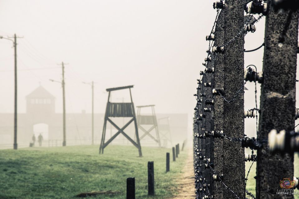 Auschwitz-Birkenau: Skip-the-Line Entry Ticket & Guided Tour - Booking Flexibility