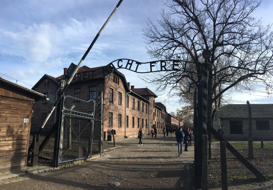 Auschwitz-Birkenau Tour From Wroclaw - Directions
