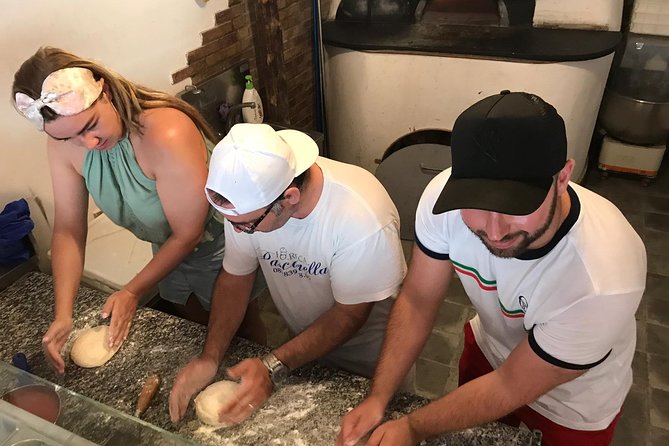 Authentic Pizza Class With Drinks Included in the Center of Naples - Booking Policy