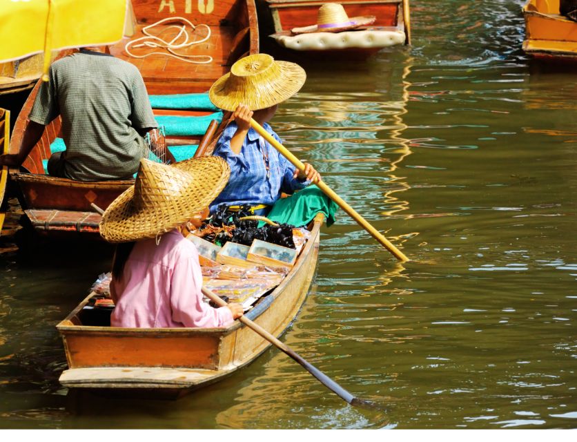Bangkok: Damneon Saduak Floating & Train Markets Guided Tour - Additional Information