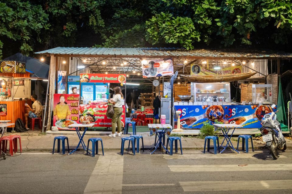 Bangkok: Nighttime Bike Tour With Flower Market Visit - Meeting Point Information