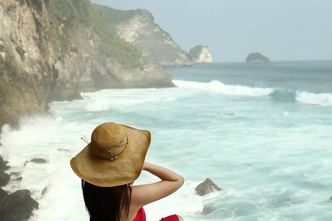 Best Bali Beaches - Uluwatu Temple - FREE Wi-Fi - Beach Safety Tips and Guidelines