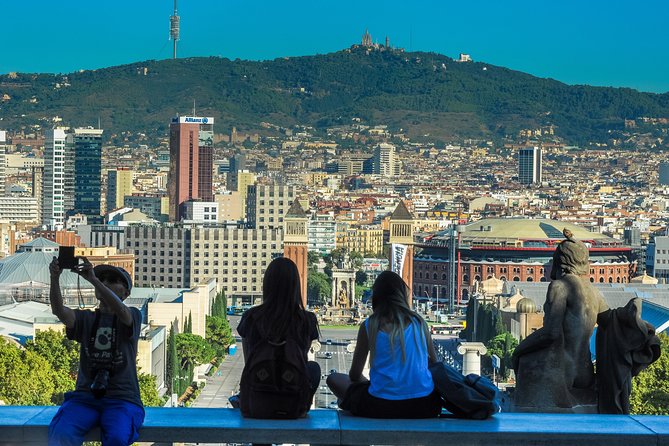 Best of Barcelona & Sagrada Familia Tour With Priority Access - Group Size and Personalization