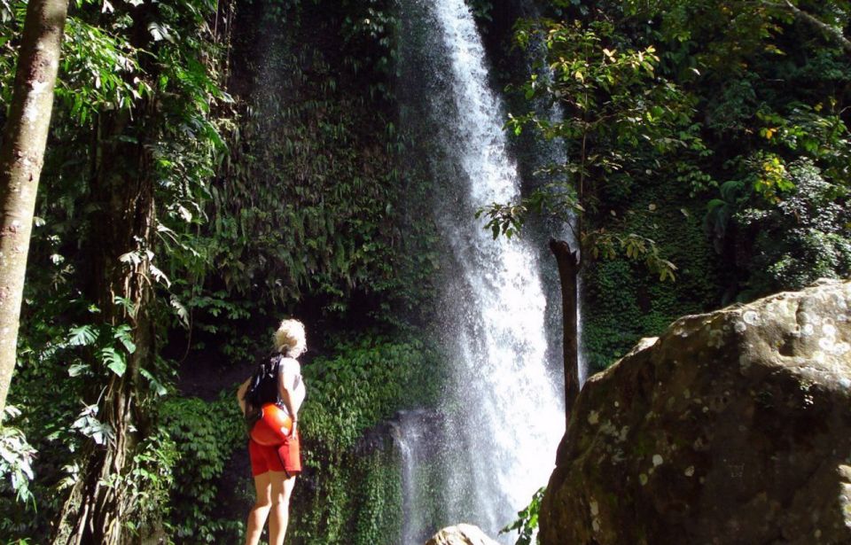 Best of Lombok: Tribe Villages, Traditions & Waterfalls - Senaru Sasak Tribal Village Exploration