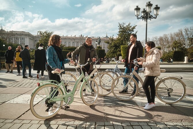Bike Tour Through the Historical Madrid With Tapas - Cycling Routes