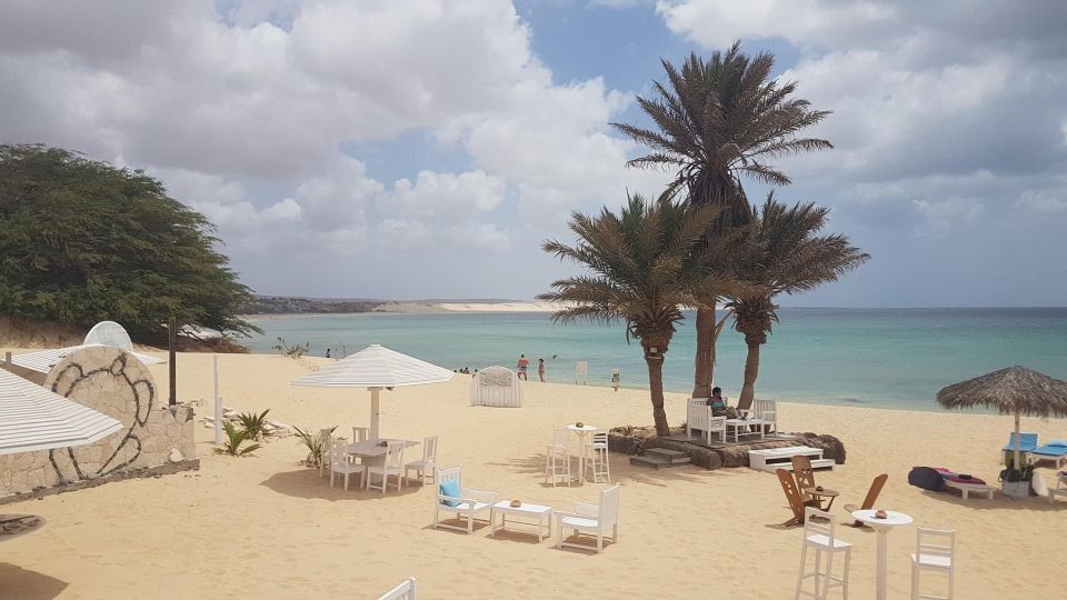 Boa Vista: 4x4 Island Tour With Beaches, Dunes & Local Lunch - Accessibility and Group Size