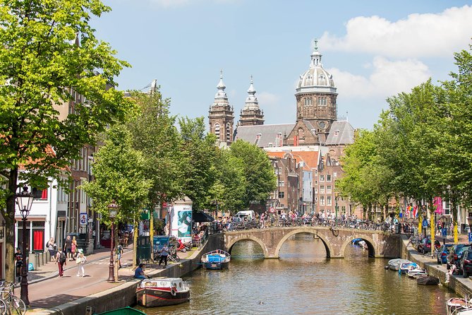 Body Worlds Amsterdam & 1-Hour Canal Cruise - Common questions