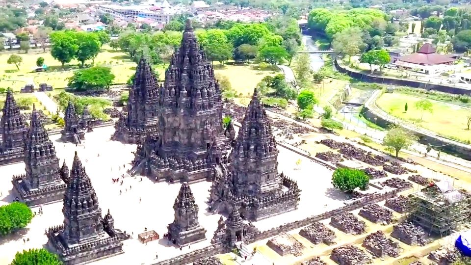 Borobudur Tour Climb up to the Top & Prambanan With Lunch - Visitor Guidelines and Regulations