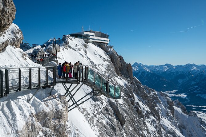 Breathtaking Mountains in One Day Trip From Vienna to Dachstein - Local Cuisine Experience