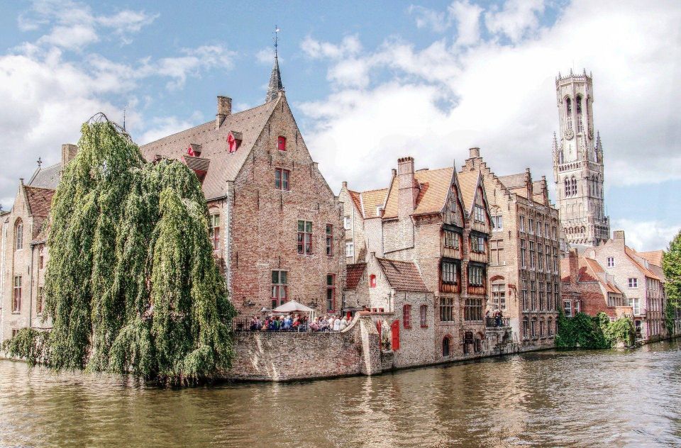 Bruges: Christmas Market Private Walking Tour - Indulge in Festive Delights