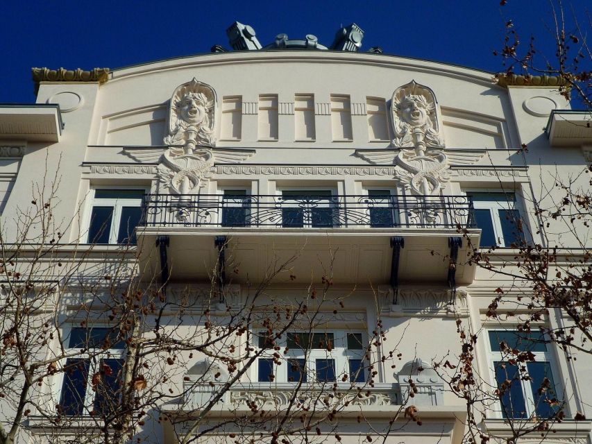 Budapest Art Nouveau Tour: Decadence & Design - Tour Guide Review