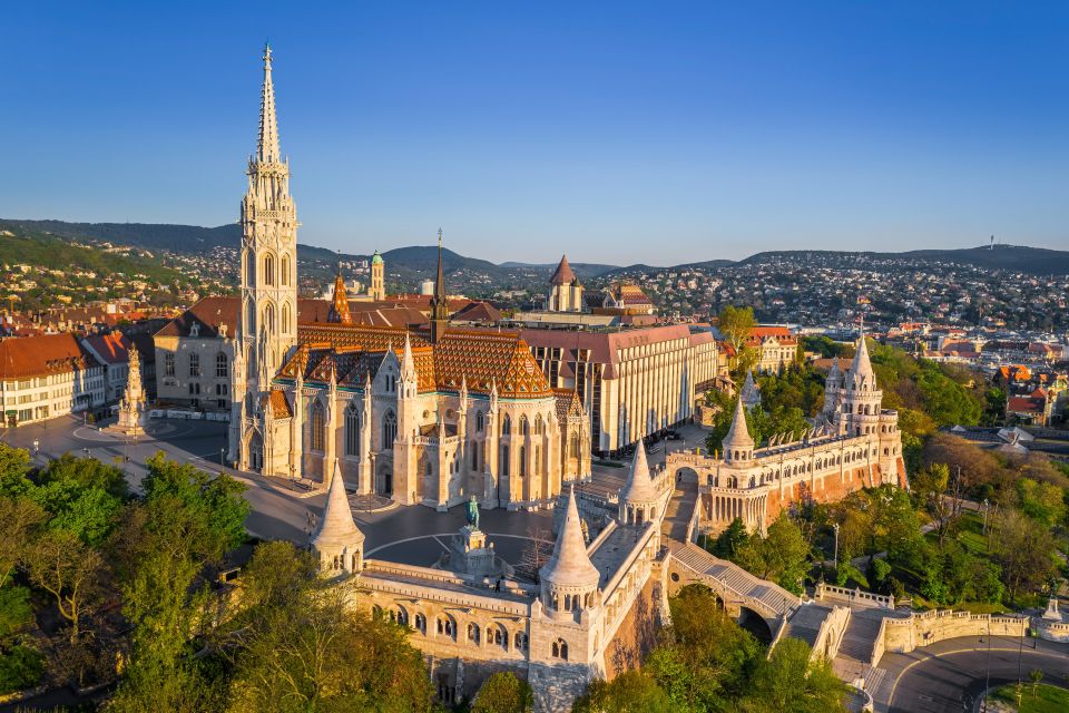 Budapest: Buda Walking Tour - Tour Guide and Language Information