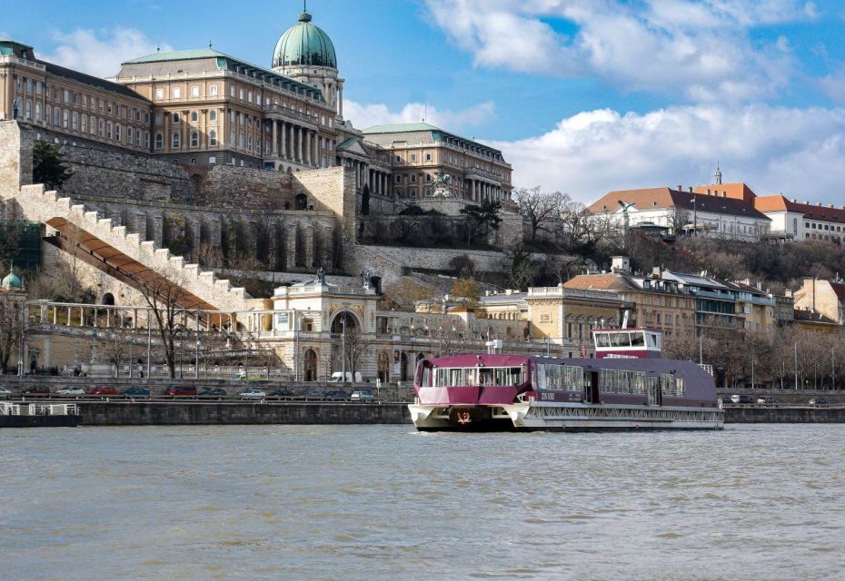 Budapest: Danube River Sightseeing Cruise With Audio Guide - Customer Reviews