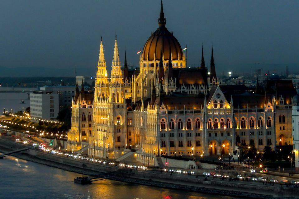 Budapest: Self-Guided Highlights Scavenger Hunt & Tour - Booking Options & Flexibility
