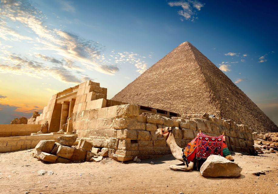 Cairo: Great Pyramids of Giza and Egyptian Museum Tour - Meeting Point and Attire Information