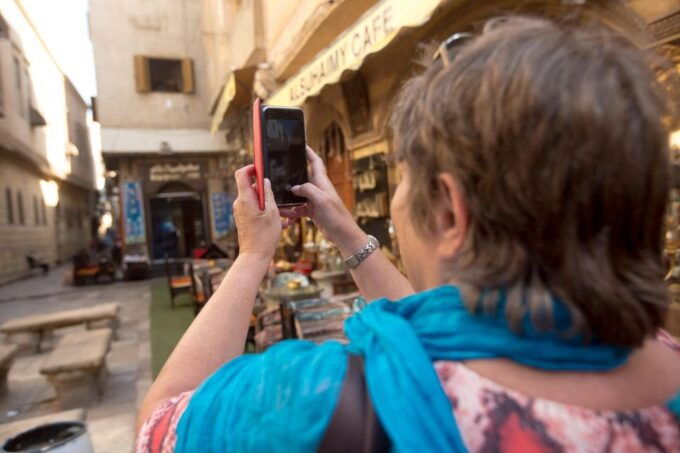 Cairo: Pyramids, Bazaar & Museum With Female Guide - Full Tour Description