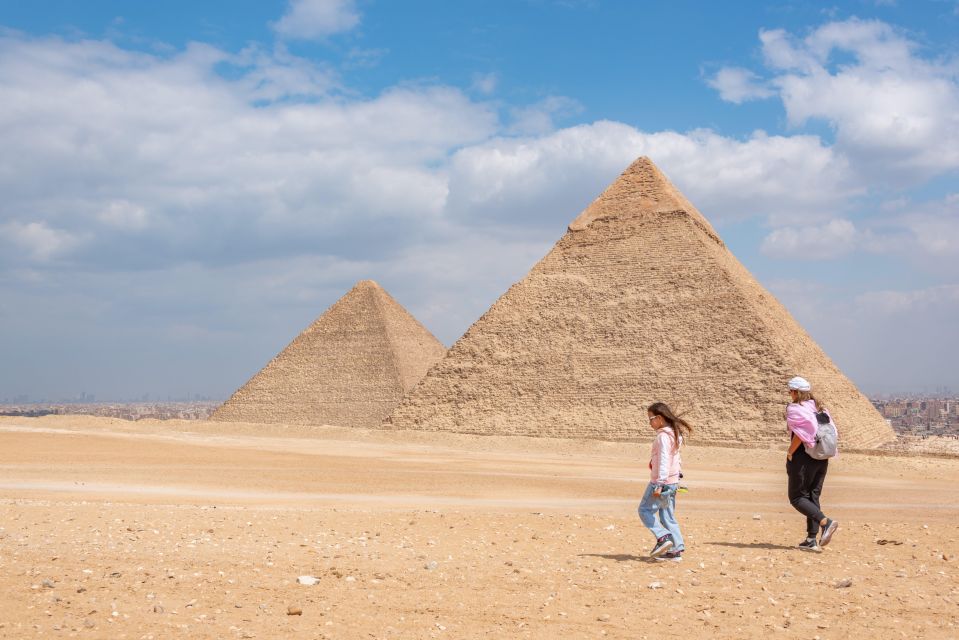 Cairo: Pyramids, Memphis, Sakkara, Dahshur & Bazaar Day Tour - Traveler Feedback