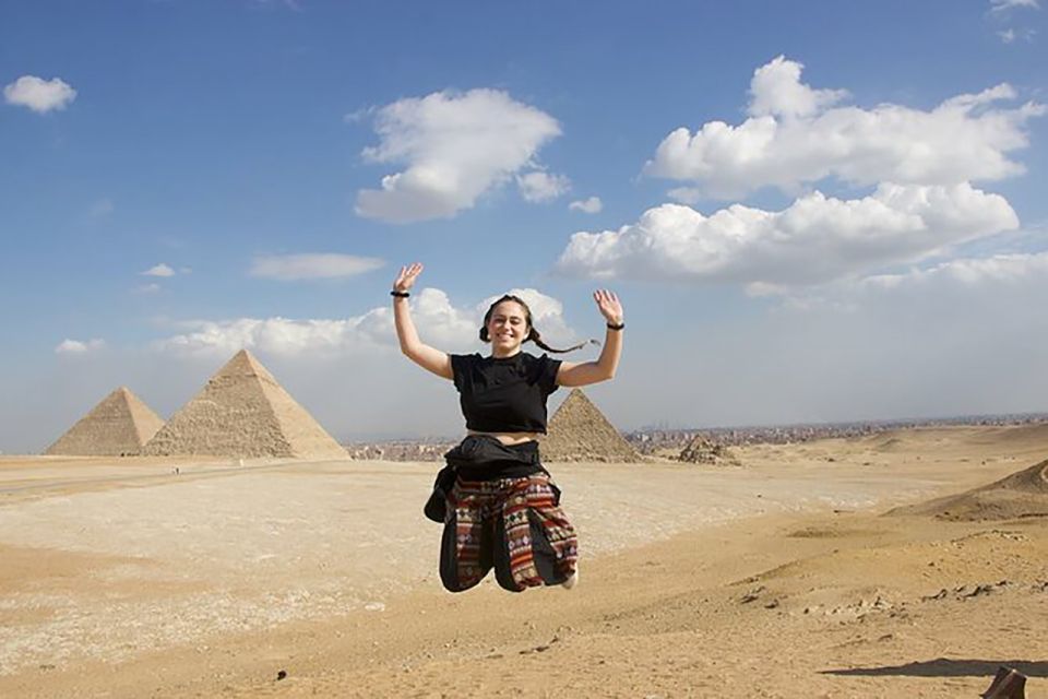 Cairo: Sunrise or Sunset Horse Carriage Ride at the Pyramids - Tips for a Memorable Experience
