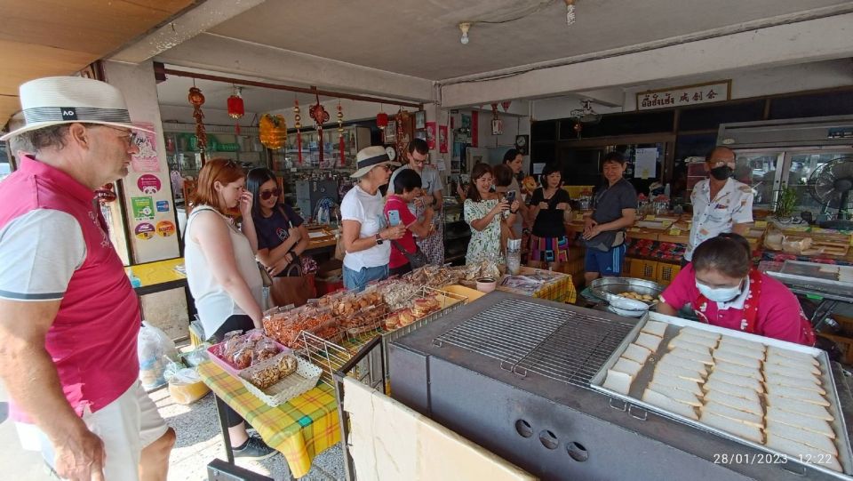 Chiang Mai: Local Food and Markets Guided Walking Tour - Reserve & Pay Later