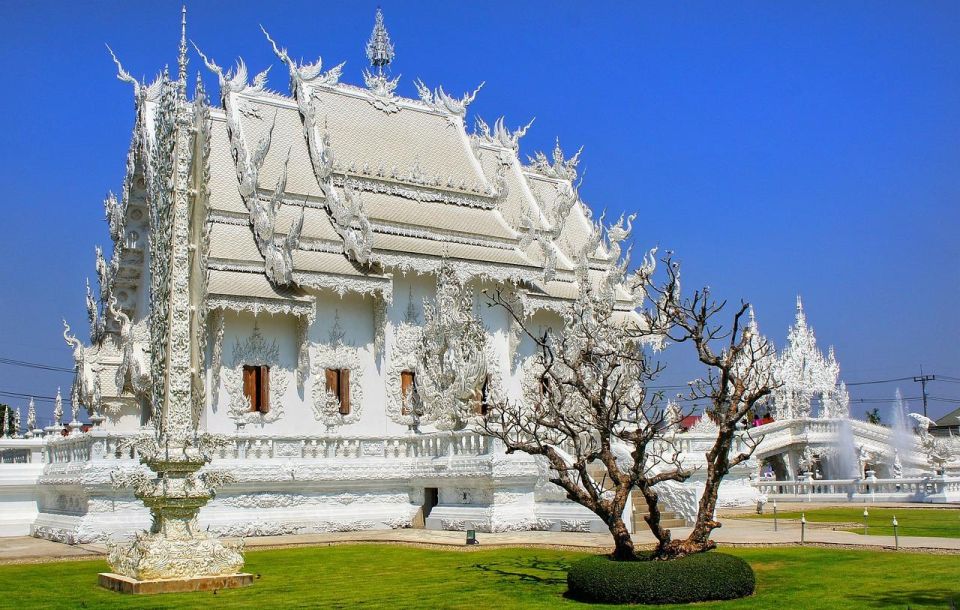 Chiang Mai: Long Neck Village & Chiang Rai's Iconic Temples - Additional Information for Participants