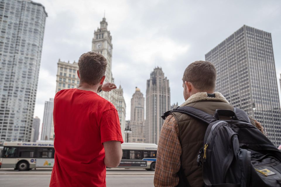 Chicago River by Private Boat Tour - Urban History and Architecture Blend