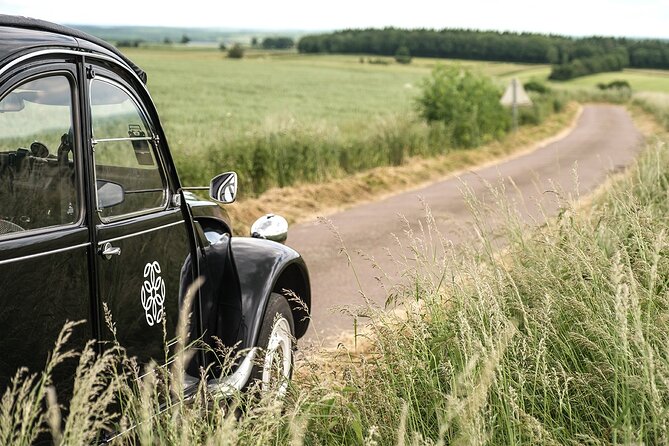 Citroën 2CV Burgundy Rental and Tasting at the Château De Pommard - Château De Pommard Location