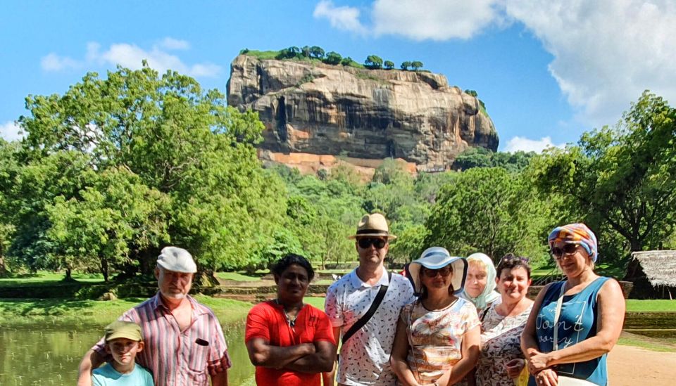 Colombo: Sigiriya, Dambulla, Kandy, Pinnawala 2 Day Tour - Day 2 Activities