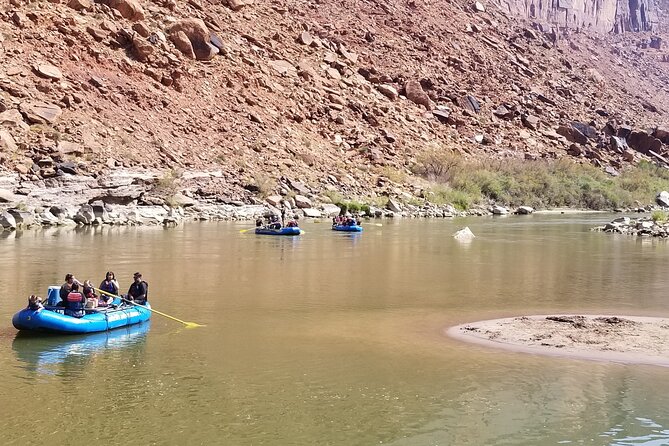 Colorado River Rafting: Afternoon Half-Day at Fisher Towers - Guides Expertise