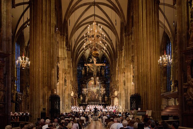 Concert at Viennas St. Stephens Cathedral - Organist Performance Highlights