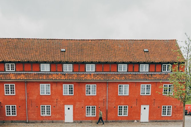 Copenhagen Highlights Express 2-Hour Walking Tour - Booking Information