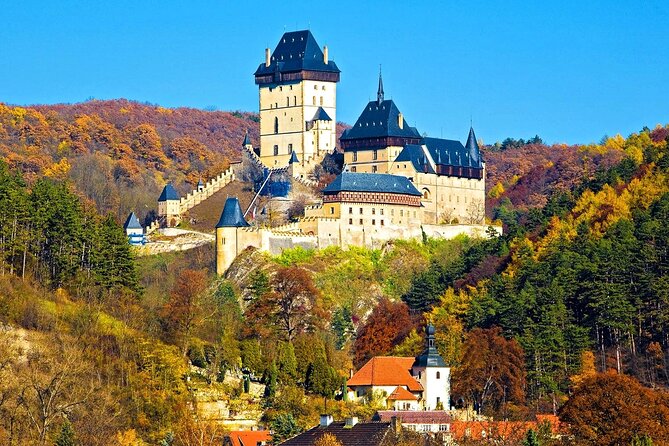 Czech Castles 15 Days Tour From Vienna - Day 6: Bouzov Castle